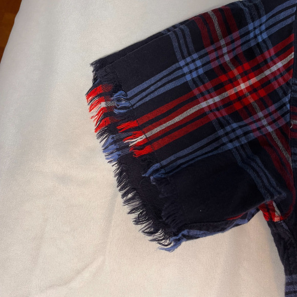 True Religion Shirt Men's M Button Down Raw Edge Slouch Red Blue Plaid Patriotic - Picture 4 of 11